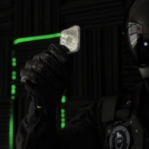 Víceúčelové signalizační zrcátko pro přežití – odolné a lehké